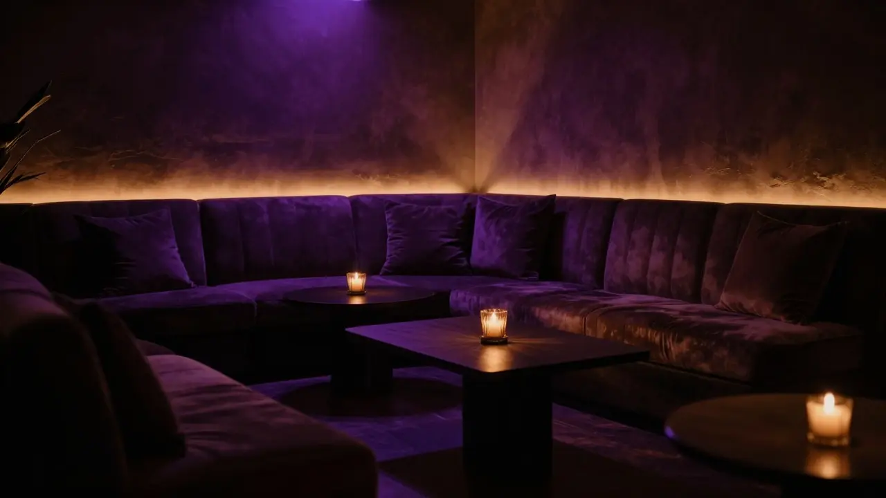 Luxusní a intimní noční relaxační prostor s jemným osvětlením